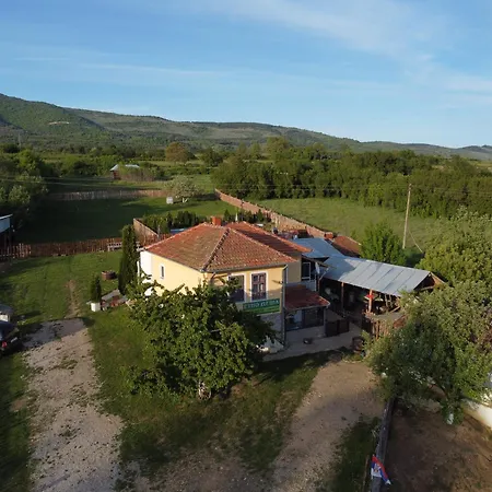 Etno Desa 컨트리하우스